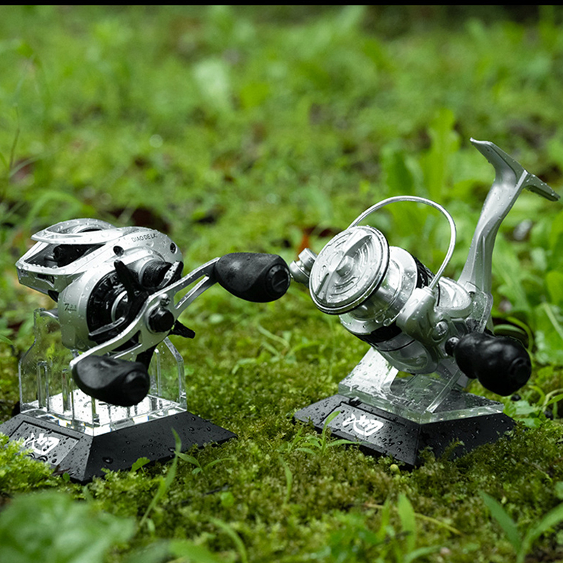 Acrylic Fishing Reel Display H - Spincast Reel のレビューと価格